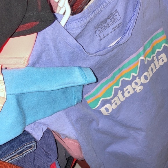 RESELLERS MYSTERY BOX! Active and casual wear! - Picture 8 of 12